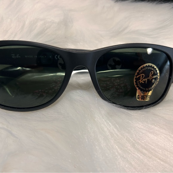 Ray Ban Sunglasses 0RB2132 BRAND NEW NEVER WORN - Picture 2 of 7